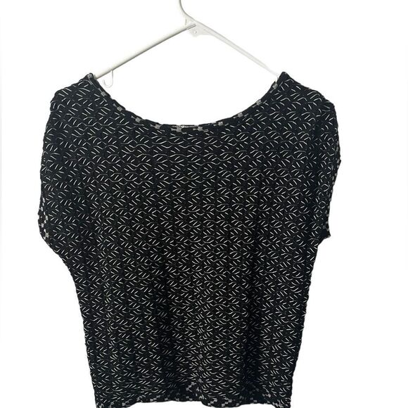 Anthropologie Tops - Anthropologie Postmark Black and White Short Sleeve Top Size XS